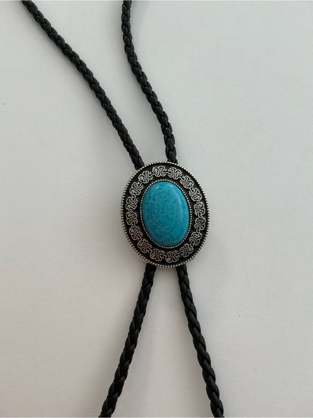 Turquoise Oval type Stone Bolo Tie Necklace - Women Jewelry costume jewelry